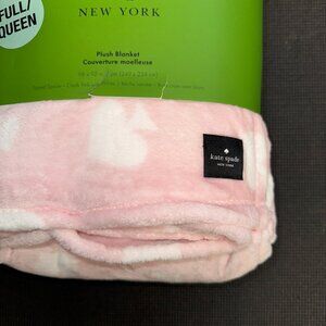 Kate Spade Full Queen Pink White Spades Fleece Blanket Tossed Spades Chalk Pink